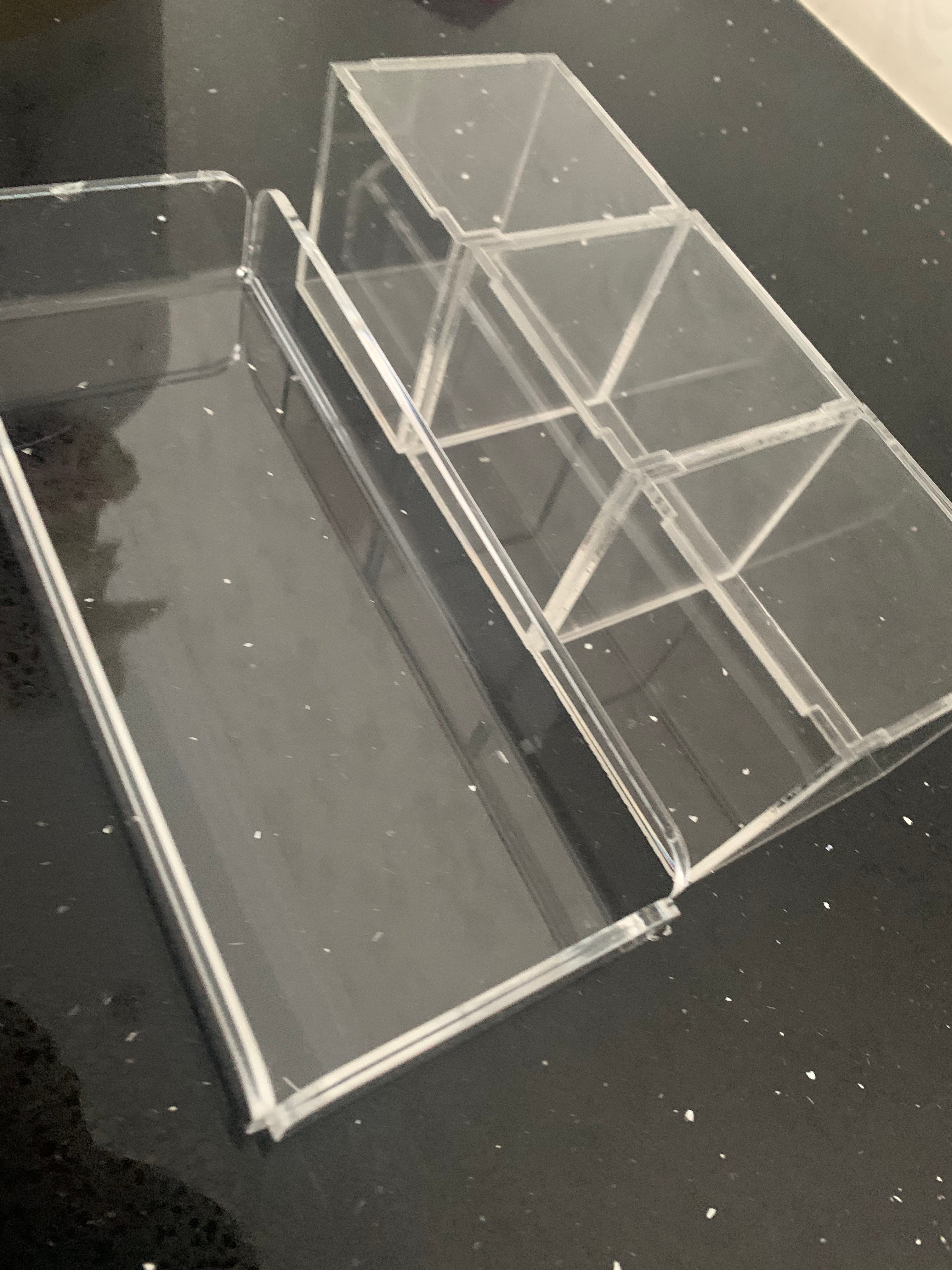 Perspex Tray with 3 Cubes