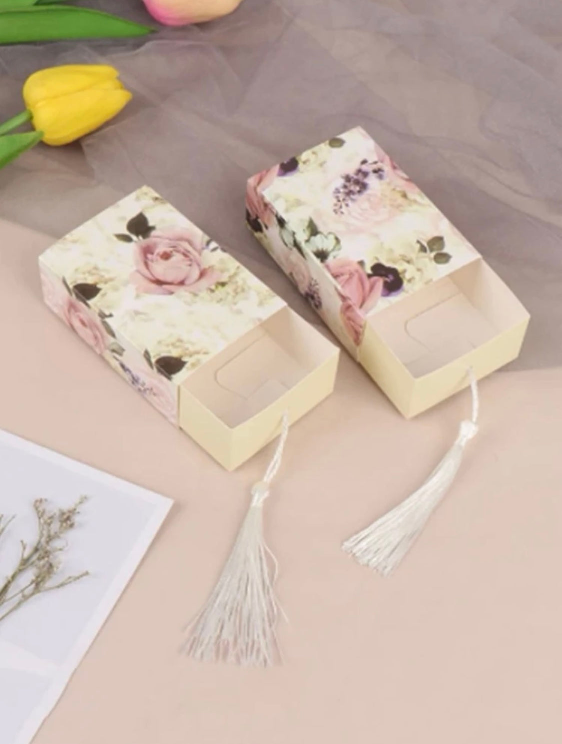 Floral Tassel Gift Box(5)